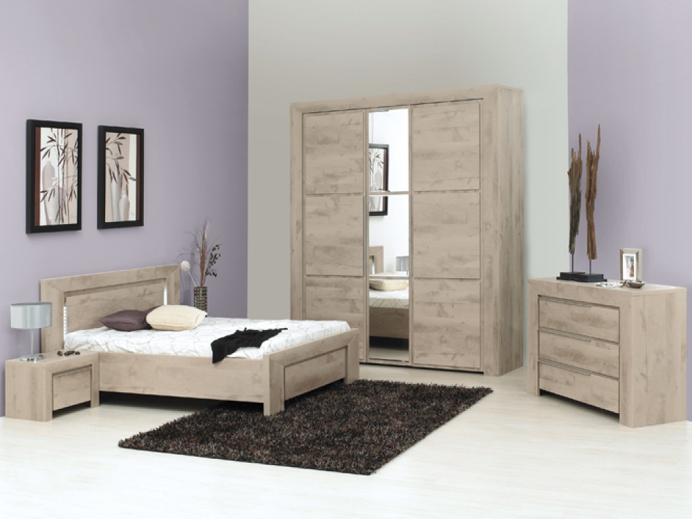Gami Sarlat Oak Finished Bedroom Set