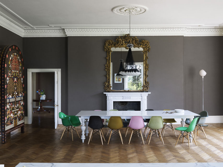 How to mix period and contemporary, monochrome and accent colours to great effect...