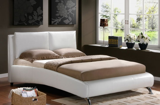 carnaby-white-faux-leather-bed_1323771984